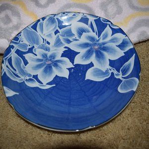 Japanese plate blue flower  oyster dish